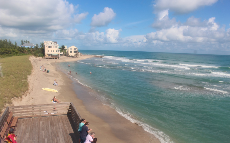 Bathtub Beach Image